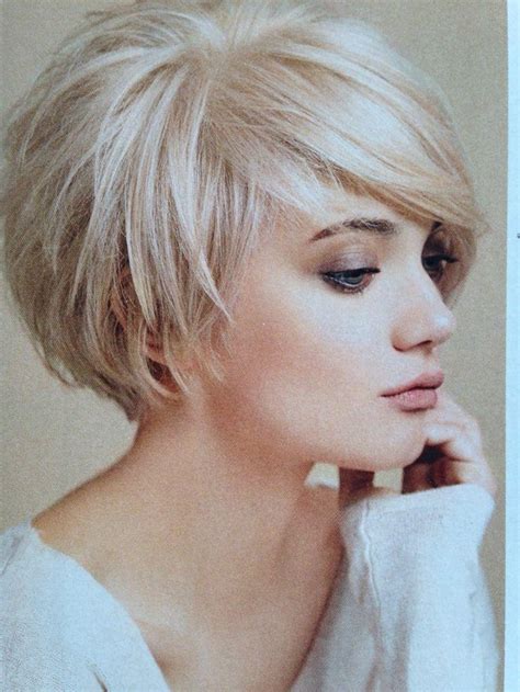 Blonde Pixie Bob hair