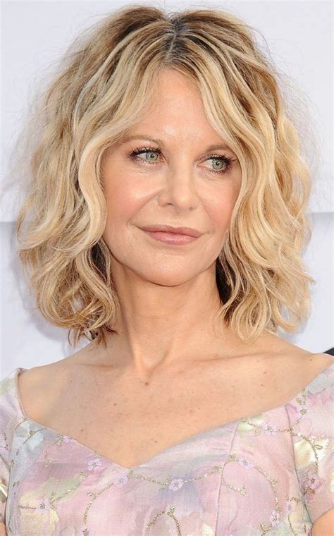 Blonde Wavy Bob hair