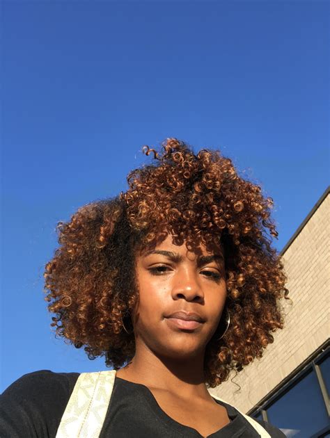 Bold Curly Fro Hot Looks for Ultimate Honey Brown Hair Inspiration