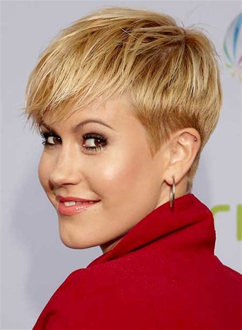 Chic Blonde Pixie hair