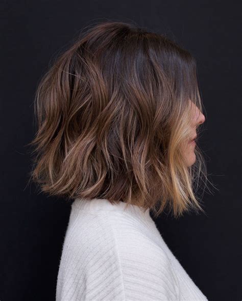 Chic Bob Waves Gorgeous Wavy Bob Hairstyles with an Extra Touch of Femininity