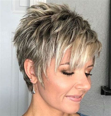 Chic Pixie Bob hair