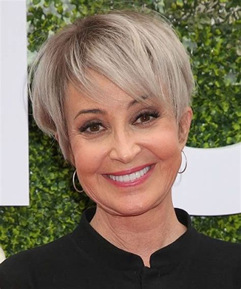 Chic Pixie Cut Cool Haircuts with Different Shades of Blonde for Older Women