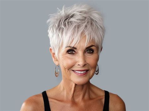 Chic Pixie Cut Cool Haircuts with Different Shades of Blonde for Older Women