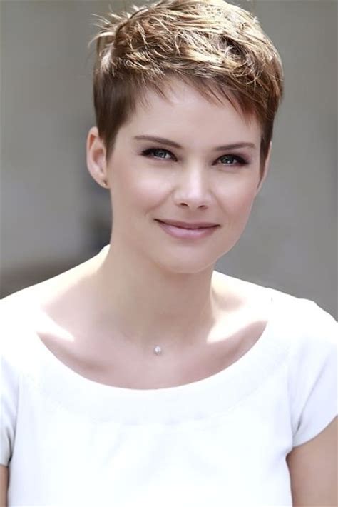 Chic Pixie Cut hair