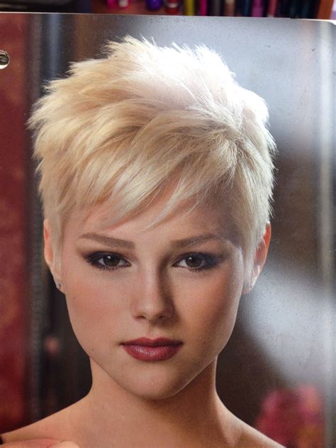 Chic Pixie Cut hair