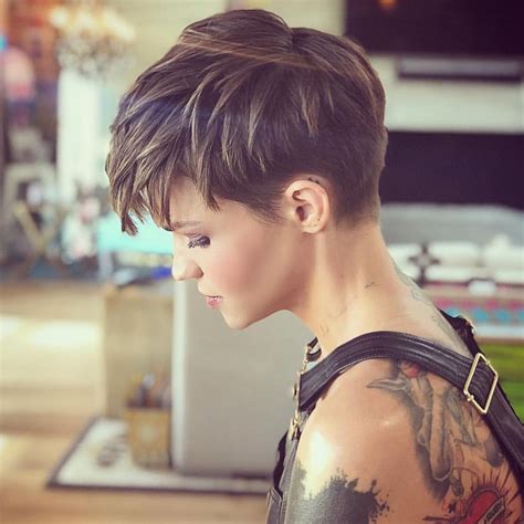 Chic Pixie Cut hair