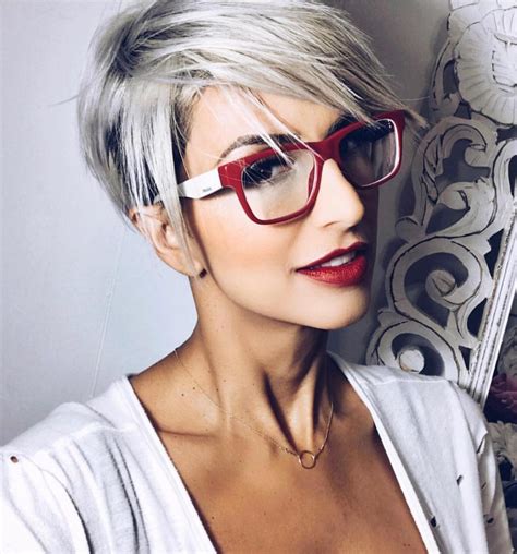 Chic Pixie Cut hair