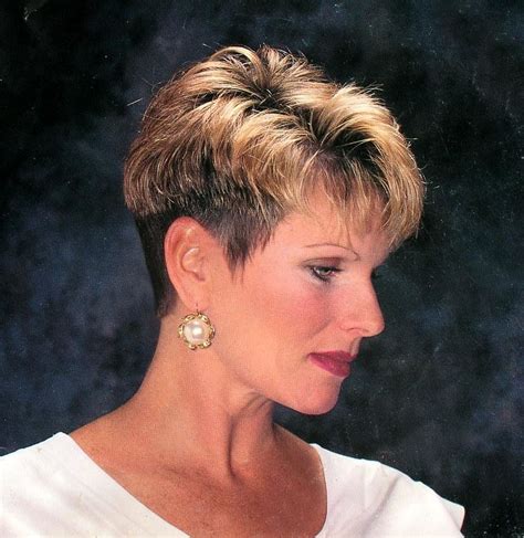 Chic Pixie Cut hair