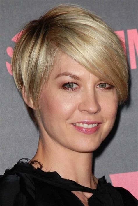 Chic Pixie Cut hair