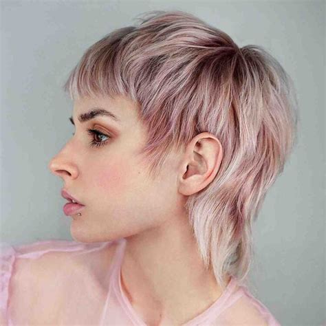 Chic Pixie Mullet hair