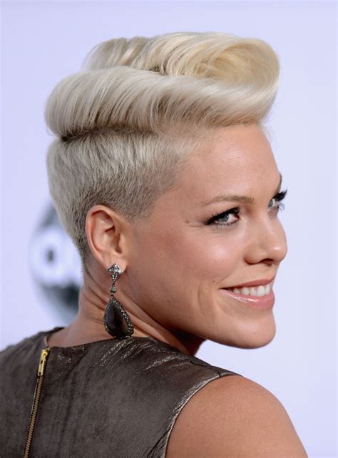 Chic Pompadour hair