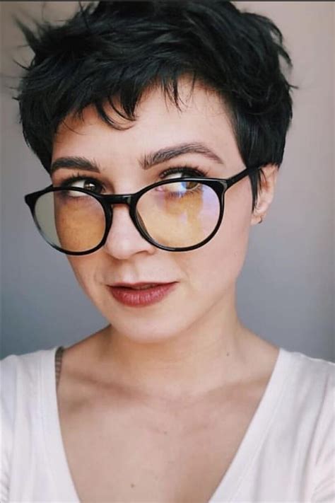 Chic Short Pixie hair