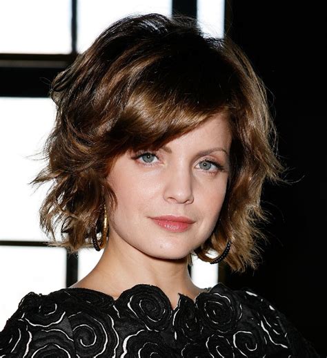 Chic Wavy Bob Gorgeous Wavy Bob Hairstyles with an Extra Touch of Femininity