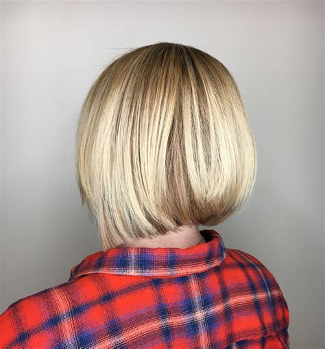 Classic Blonde Bob hair