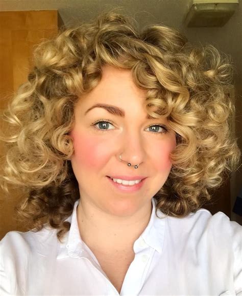 Curly Bob Style Hairstyles