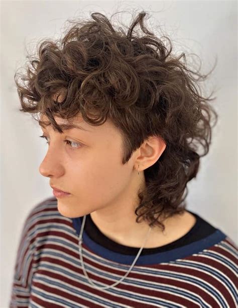 Curly Modern Mullet hair