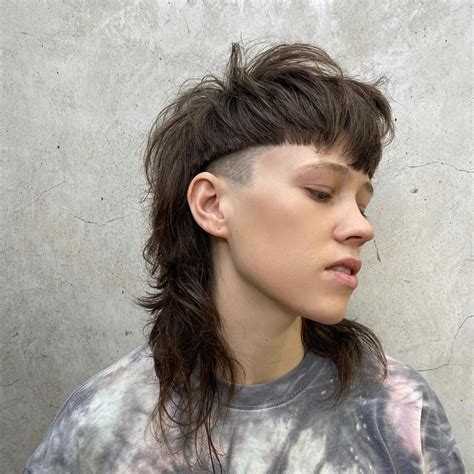 Edgy Modern Mullet hair