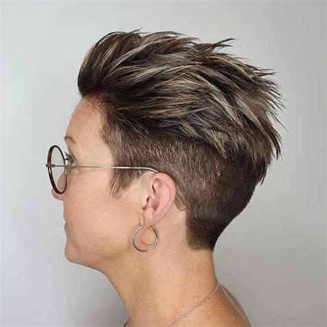 Edgy Pixie Cut hair