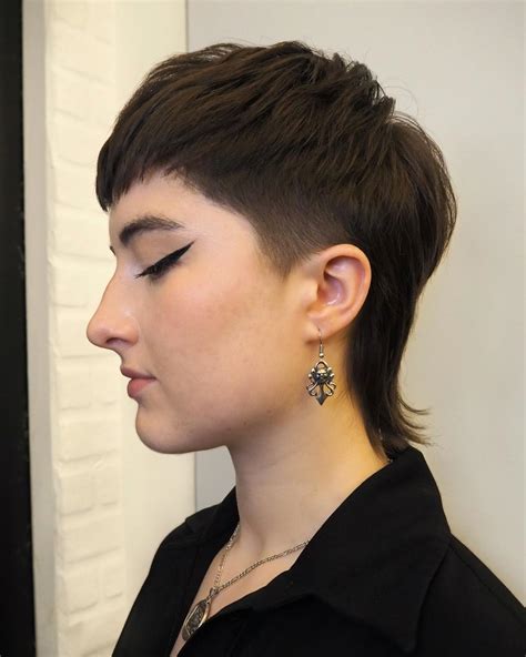 Edgy Pixie Mullet hair