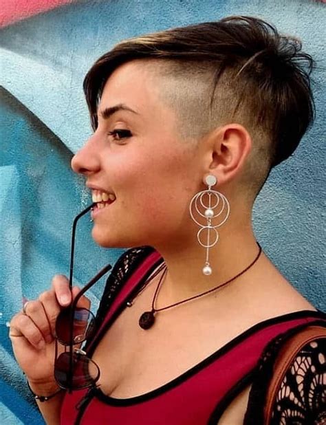 Edgy Undercut Style hair