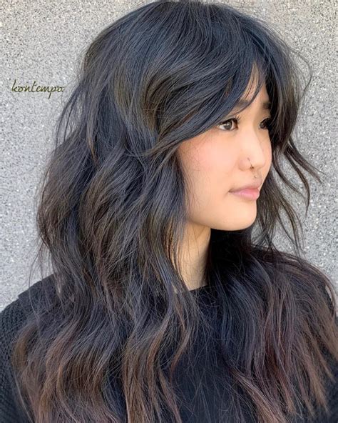 Effortless Waves Look hairstyles