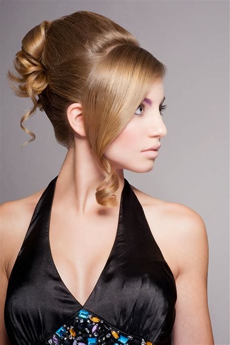 Elegant Beehive Updo hairstyles