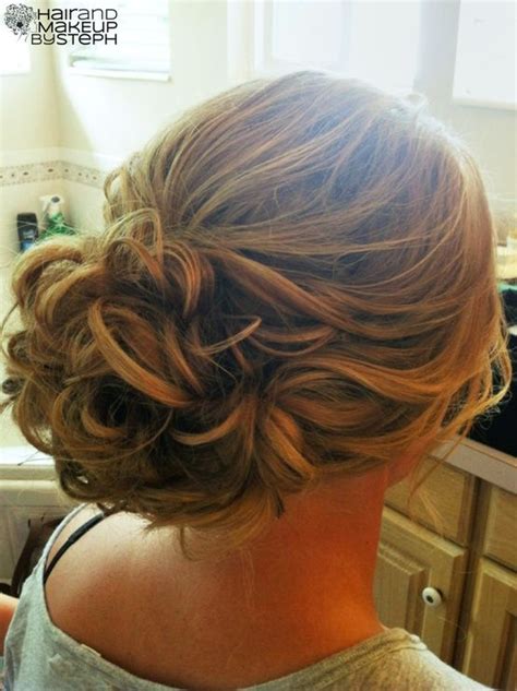 Elegant Updo Hairstyles with Timeless Appeal to Wear in 2024