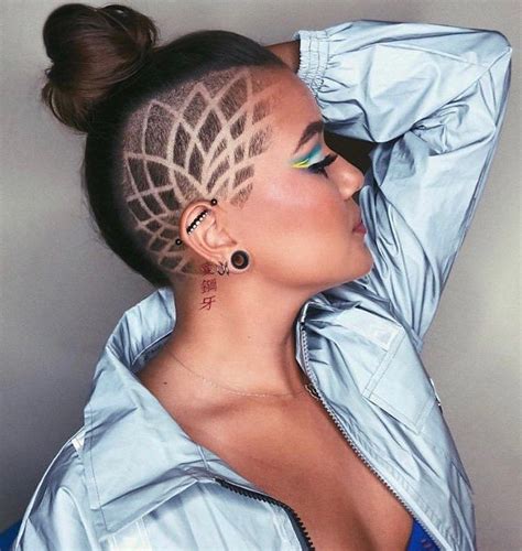 Geometric Undercut Design hair