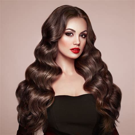 Glamorous Waves hair