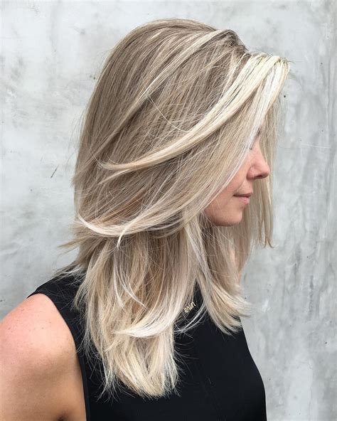 Layered Blonde Bob Cool Haircuts with Different Shades of Blonde for Older Women