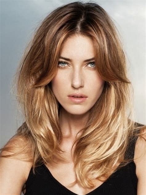 Layered Blonde Waves hair