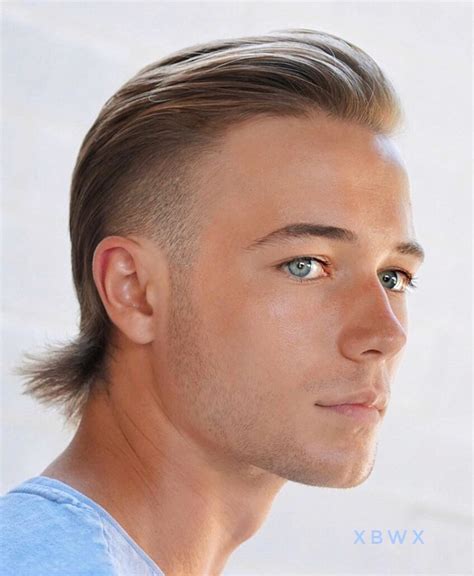 Modern Fade Mullet Mullet Haircuts: Party in the Back, Business in the Front