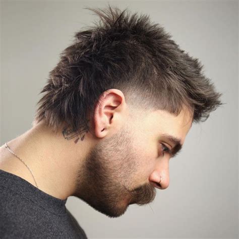 Modern Mullet Fade Mullet Haircuts: Party in the Back, Business in the Front