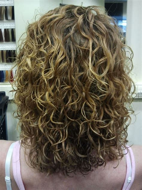 Shaggy Curls Hairstyles