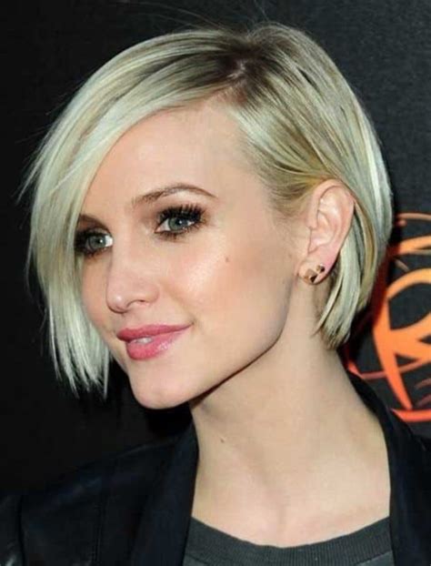 Sleek Blonde Bob hair