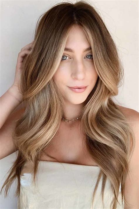 Subtle Blonde Waves Hot Looks for Ultimate Honey Brown Hair Inspiration