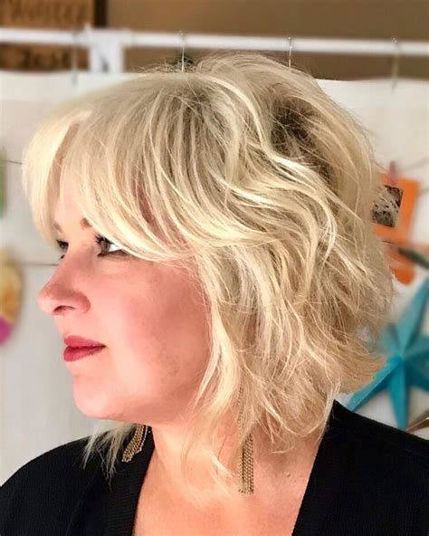 Textured Blonde Bob hair