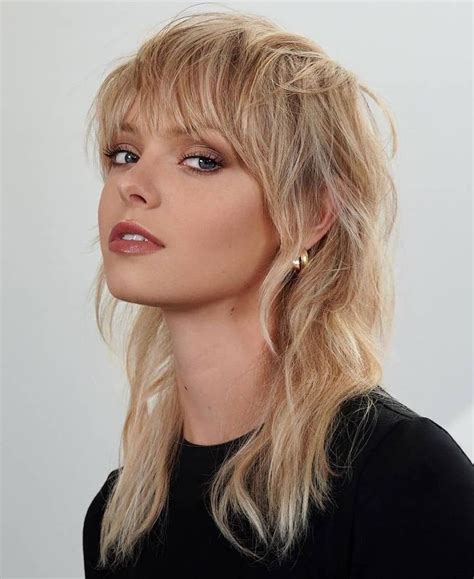 Textured Shag Cut hair