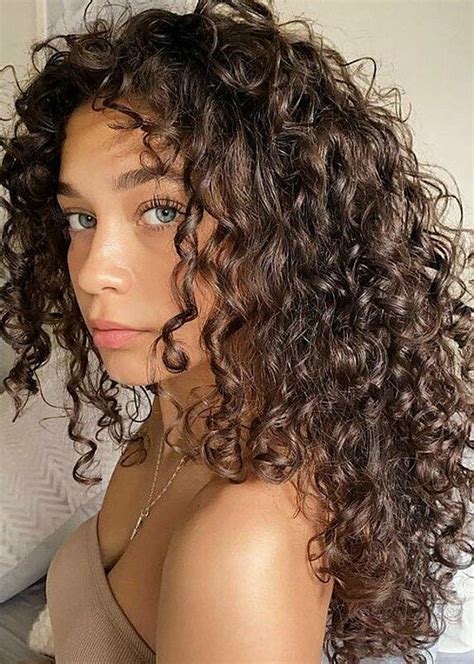 Voluminous Curls Hairstyles with Timeless Appeal to Wear in 2024