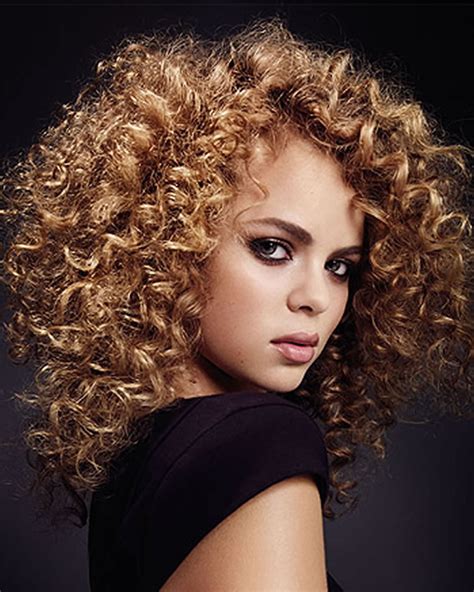 Voluminous Curls Hairstyles