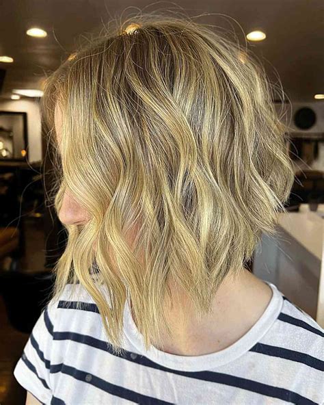 Wavy Bob Cut Gorgeous Wavy Bob Hairstyles with an Extra Touch of Femininity