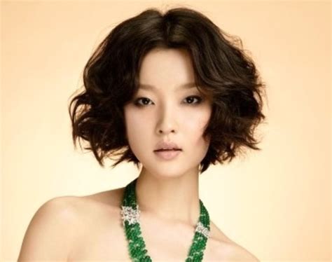 Wavy Bob hairstyles