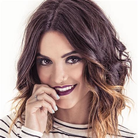 Wavy Ombre Bob Hairstyles