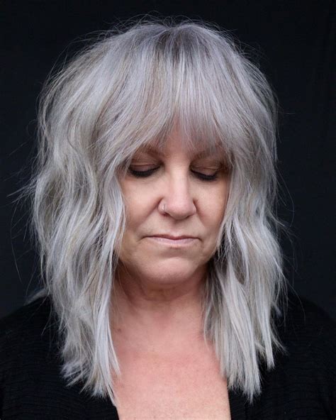 Wavy Silver Bob hair